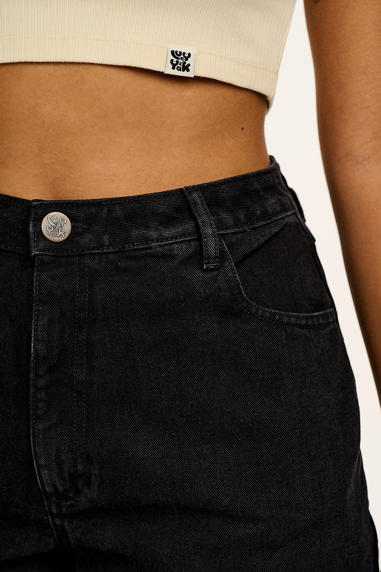 Lexi - High Waist Denim Shorts in Washed Black