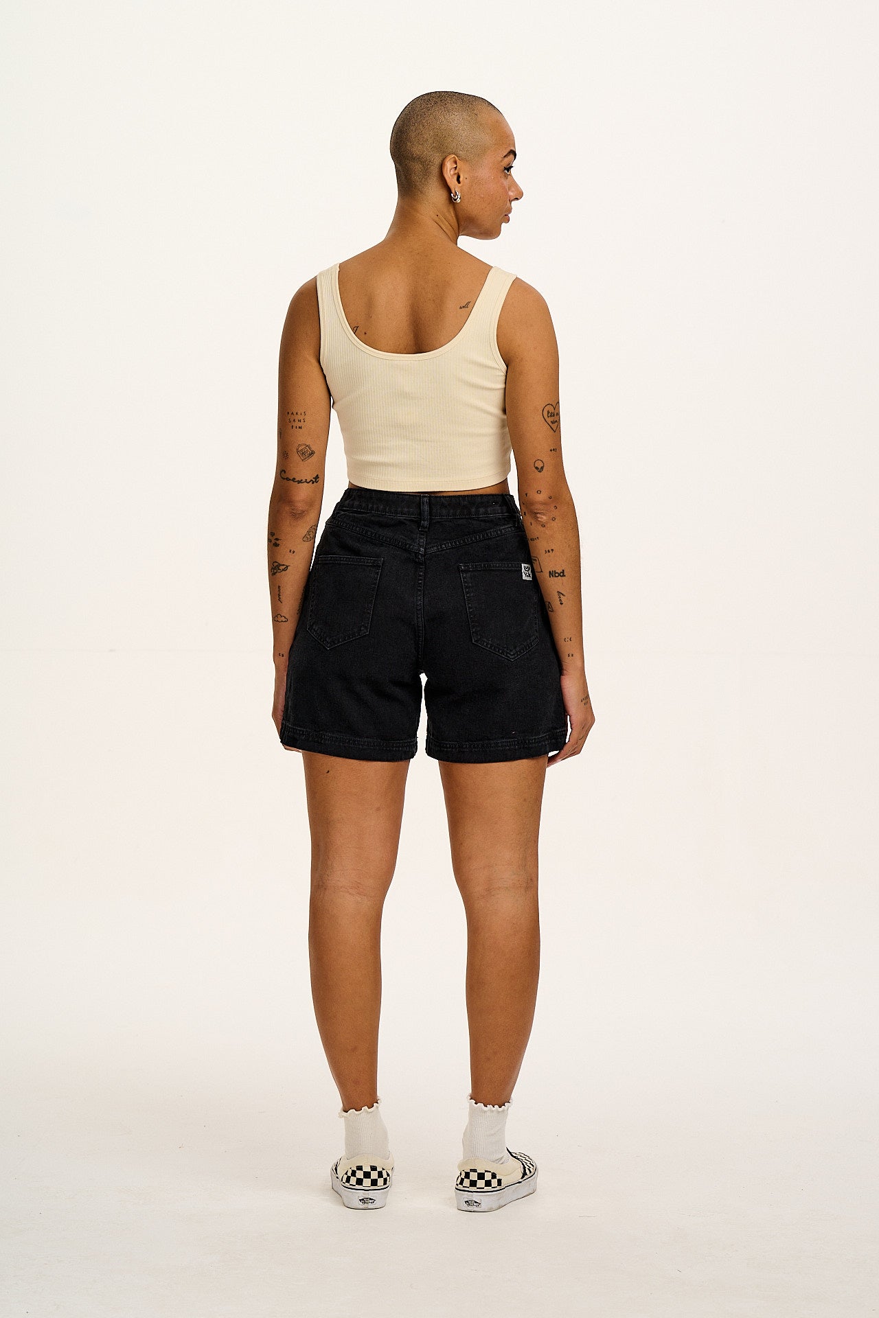 Lexi - High Waist Denim Shorts in Washed Black