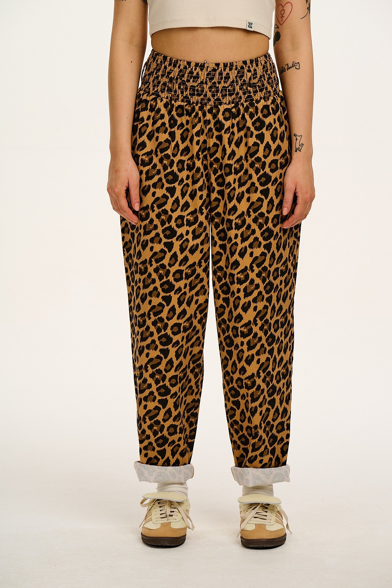 Alexa - Cotton Trousers in Leopard Print
