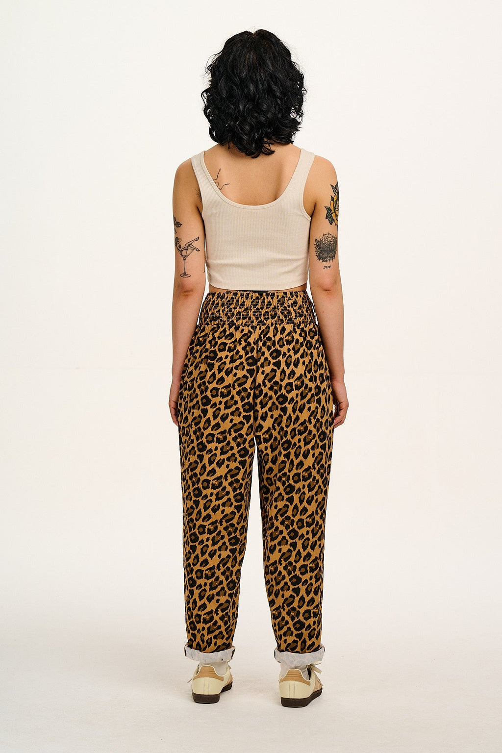 Alexa - Cotton Trousers in Leopard Print