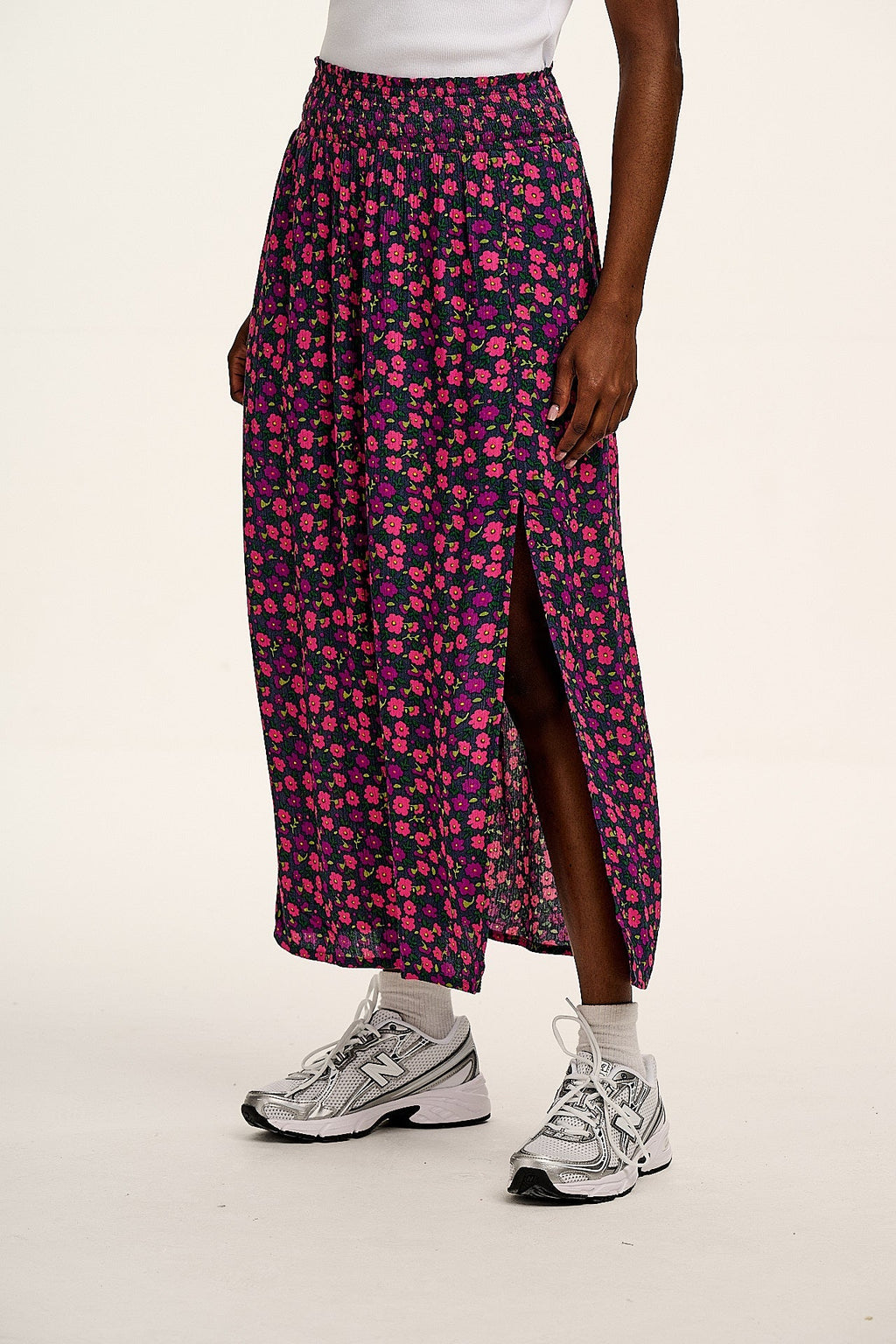 Poppy - Elasticated Waist Skirt in Purple Ditsy Floral Print